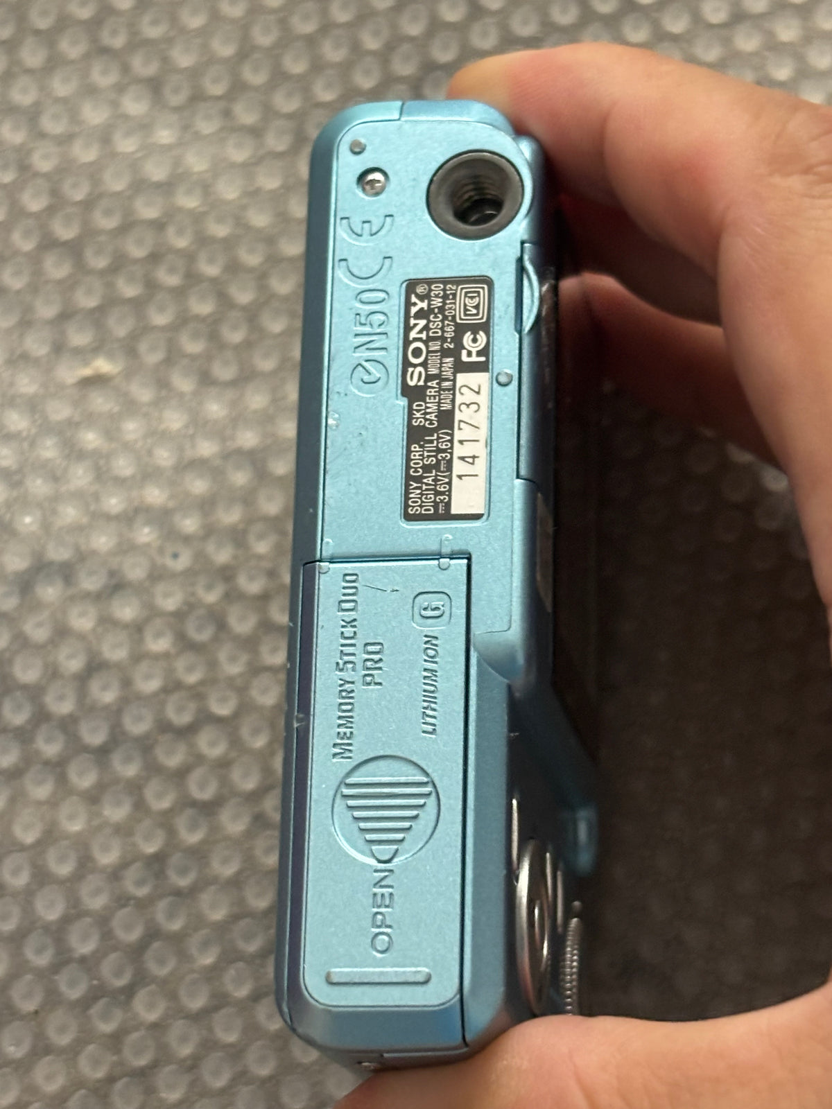 SONY Cyber-shot DSC-W30 　　26041447