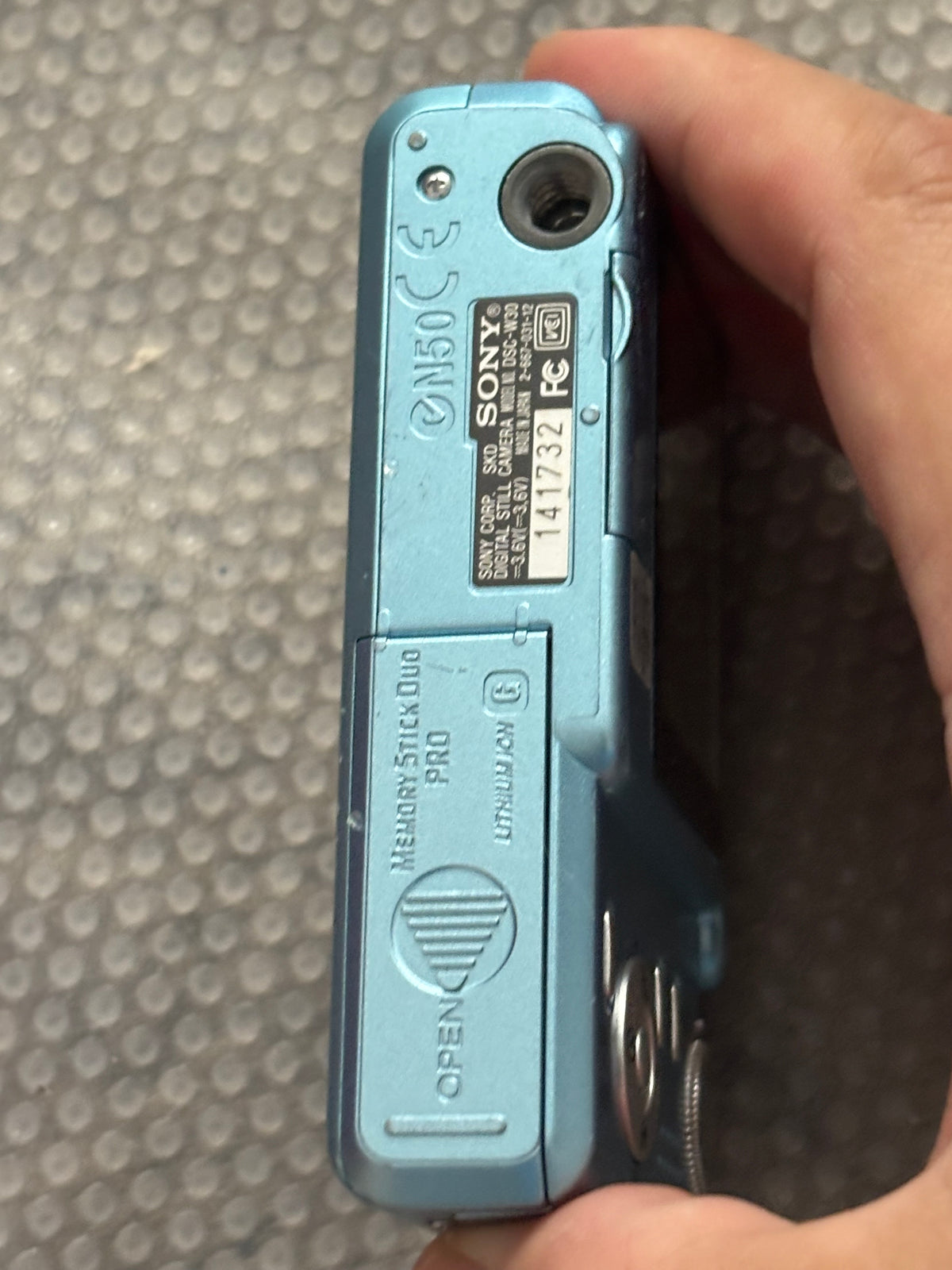 SONY Cyber-shot DSC-W30 　　26041447