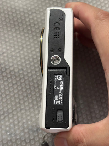 CASIO EXILIM EX‐ZR200 　　26041453